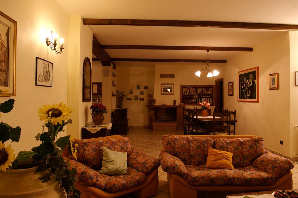 La Colonna Bed and Breakfast Montelanico Exteriör bild