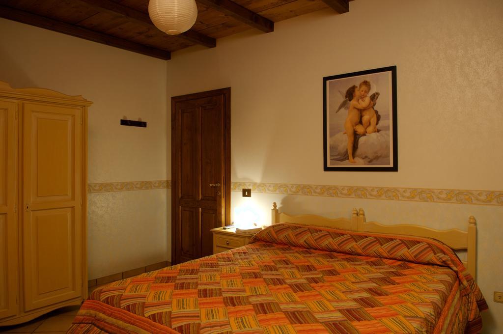 La Colonna Bed and Breakfast Montelanico Exteriör bild